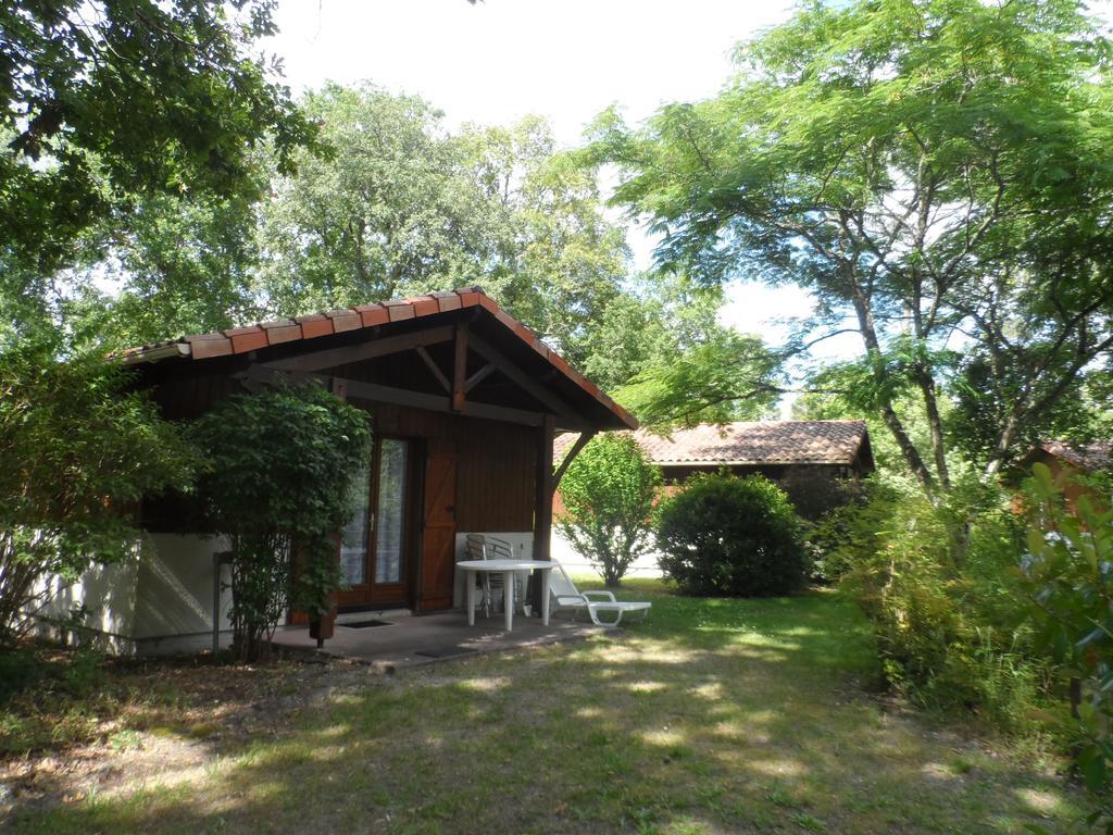 Les Chalets Du Gelat, Nature Et Calme Noaillan Εξωτερικό φωτογραφία